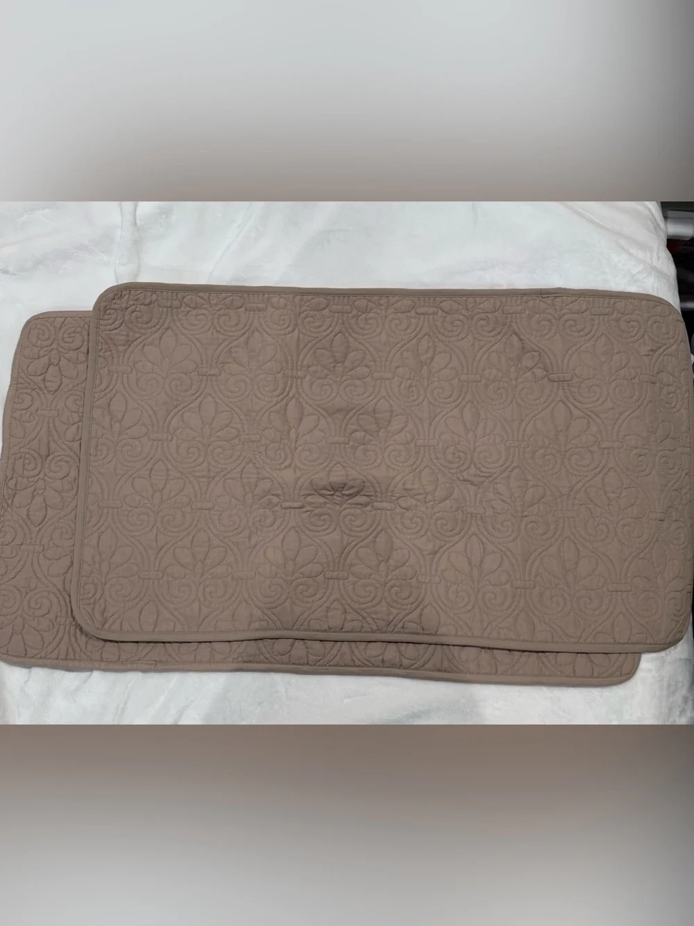 Madison Park king Quilted Pillow Shams in khaki